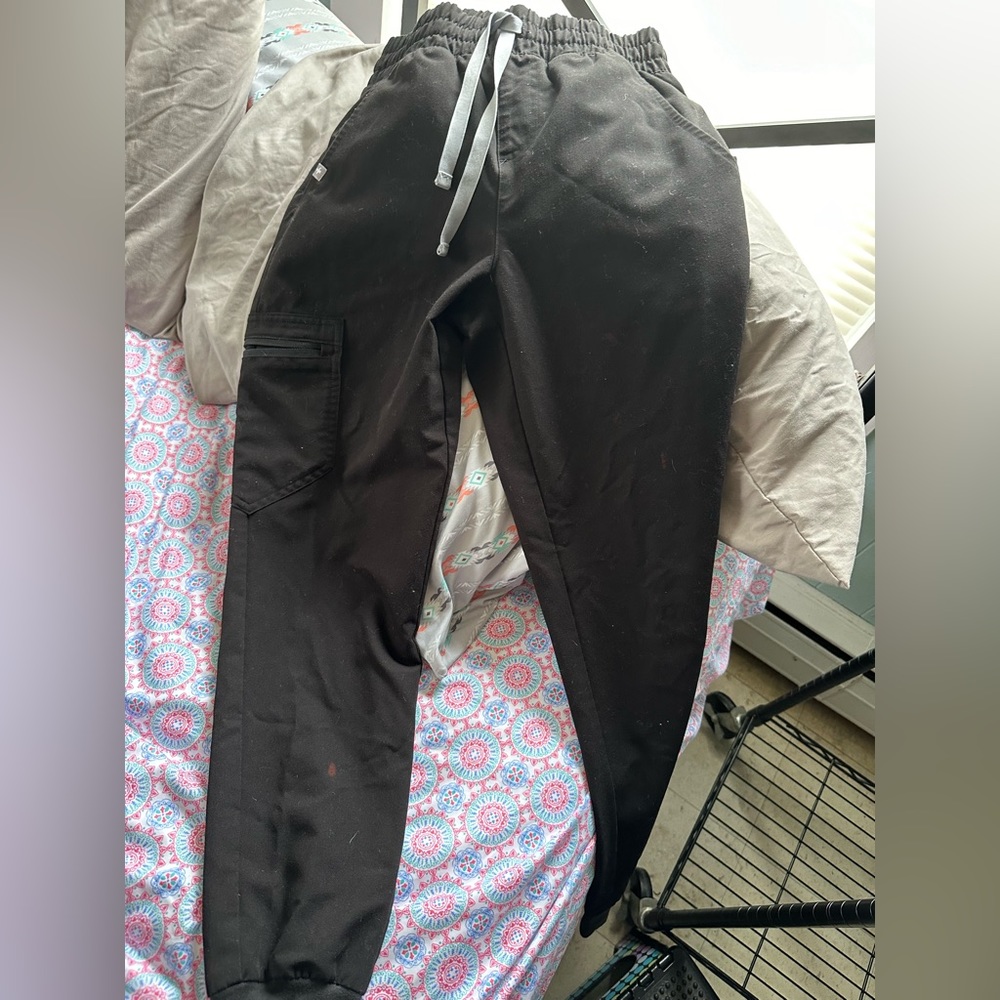 Two Sets Of Xs Figs Scrubs - image 5